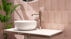 5 Inspirasi Keramik Dinding Kamar Mandi Warna Pink | Panduan & Rujukan