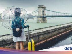 Selain Payung dan Jas Hujan, Ini 8 Perlengkapan Sebagai Sambut Musim Hujan